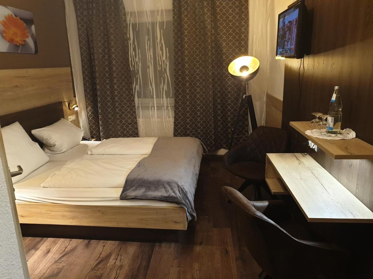 Hotel Wacker ลาร์ ภายนอก รูปภาพ